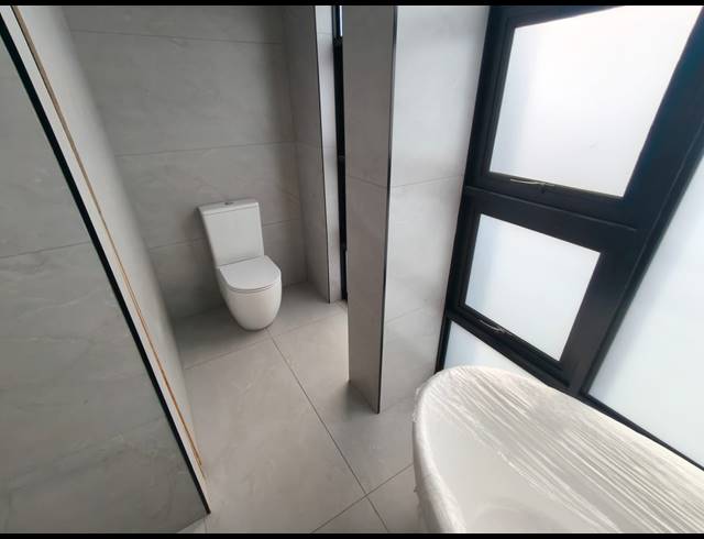3 BEDROOM FREEHOLD FOR SALE IN CASHAN